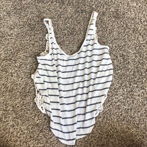 Women’s striped and lace crop top tank top